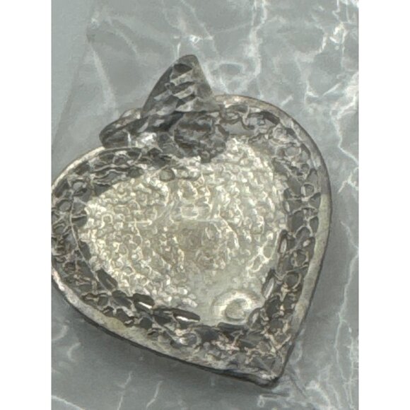 Sterling Silver Filigree Heart Pendant and Chain NEW - Picture 3 of 3